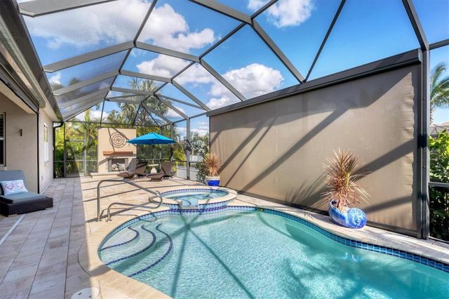 575 FORE DRIVE, Bradenton, FL 34208