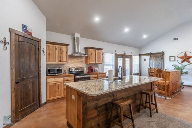 2144 Private Road 1122, Clyde, TX 79510