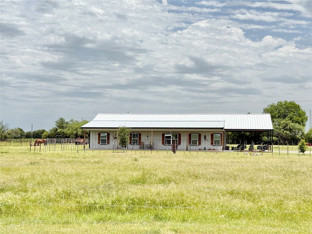 2144 Private Road 1122, Clyde, TX 79510