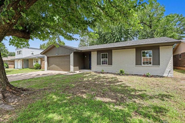 9719 NE 3rd Place, Midwest City, OK 73130