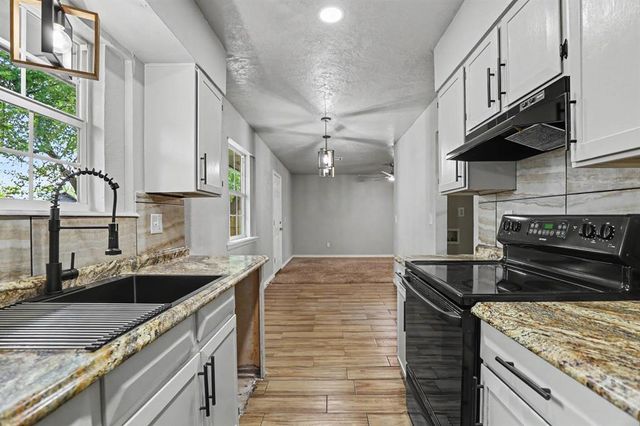 9719 NE 3rd Place, Midwest City, OK 73130
