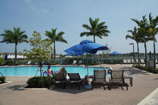 21435 NE 2nd Place, Miami, FL 33161