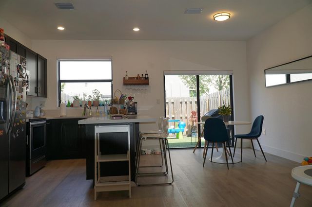 21435 NE 2nd Place, Miami, FL 33161