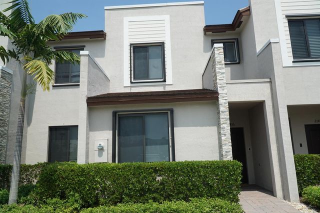 21435 NE 2nd Place, Miami, FL 33161