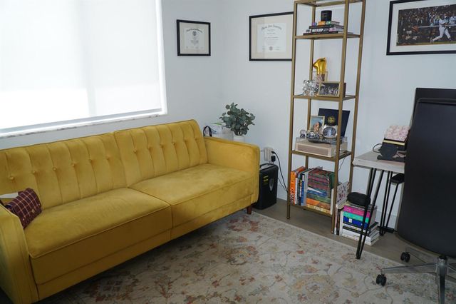 21435 NE 2nd Place, Miami, FL 33161