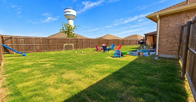 806 Community Way, Royse City, TX 75189