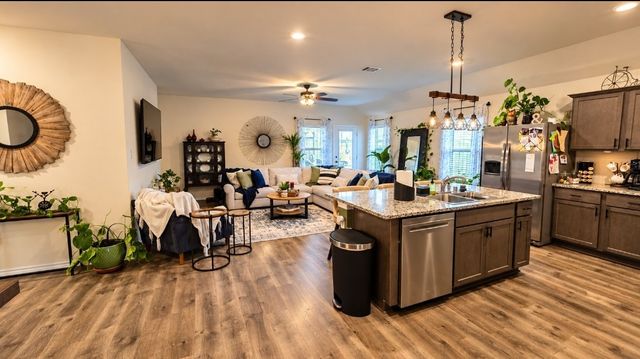 806 Community Way, Royse City, TX 75189