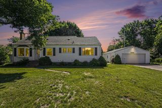3756 Auburn Avenue Ne, Plainfield Twp, MI 49525
