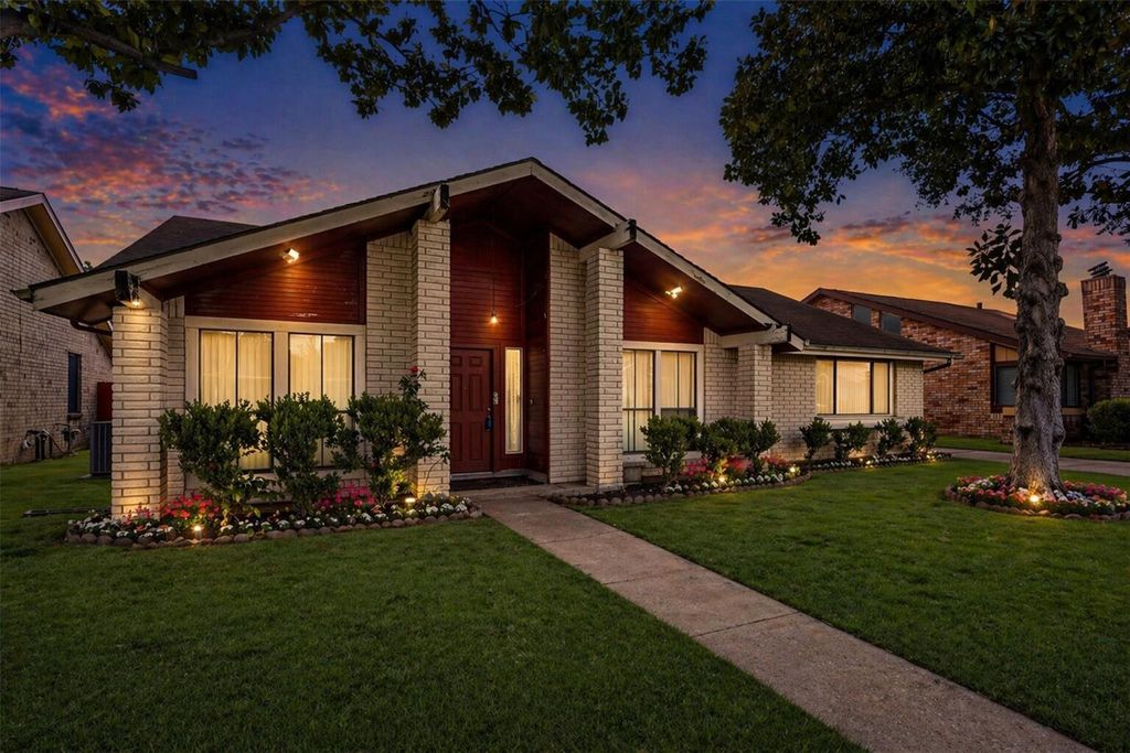 8611 Humphreys Drive, Houston, TX 77083