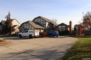 22305 King Road, Woodhaven, MI 48183