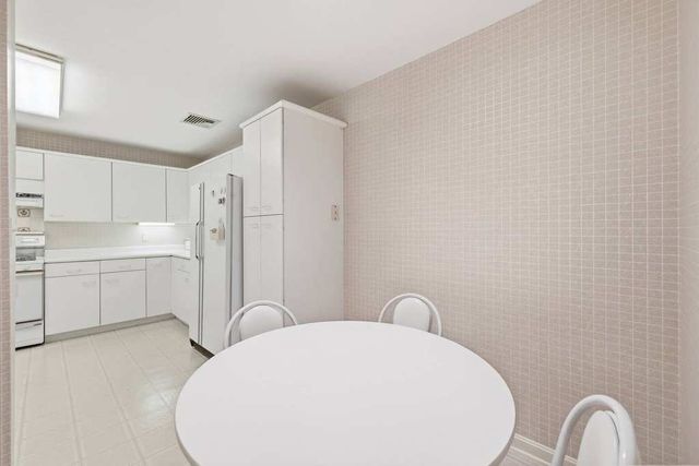 770 Salisbury St 555, Worcester, MA 01609