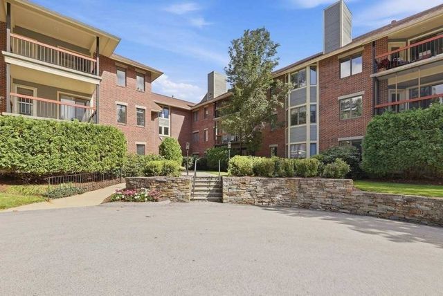 770 Salisbury St 555, Worcester, MA 01609