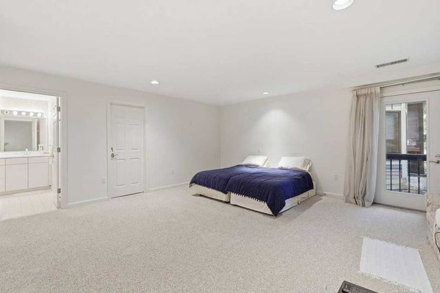 770 Salisbury St 555, Worcester, MA 01609