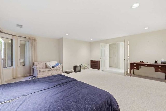 770 Salisbury St 555, Worcester, MA 01609