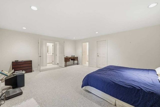 770 Salisbury St 555, Worcester, MA 01609