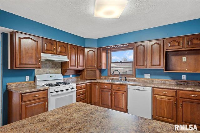 2409 Westchester Boulevard, Springfield, IL 62704