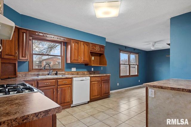 2409 Westchester Boulevard, Springfield, IL 62704