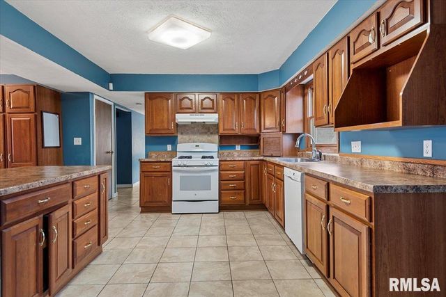 2409 Westchester Boulevard, Springfield, IL 62704