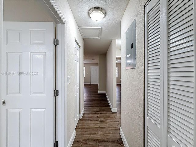 1800 NW 52nd Ave 1800, Lauderhill, FL 33313