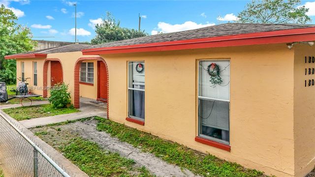 1800 NW 52nd Ave 1800, Lauderhill, FL 33313