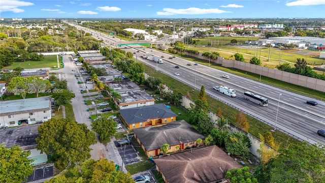 1800 NW 52nd Ave 1800, Lauderhill, FL 33313