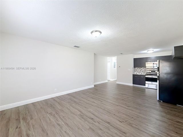 1800 NW 52nd Ave 1800, Lauderhill, FL 33313