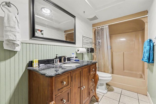 5223 17TH STREET COURT E, Bradenton, FL 34203