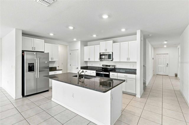 5375 BLUE HORIZON WAY, Wimauma, FL 33598