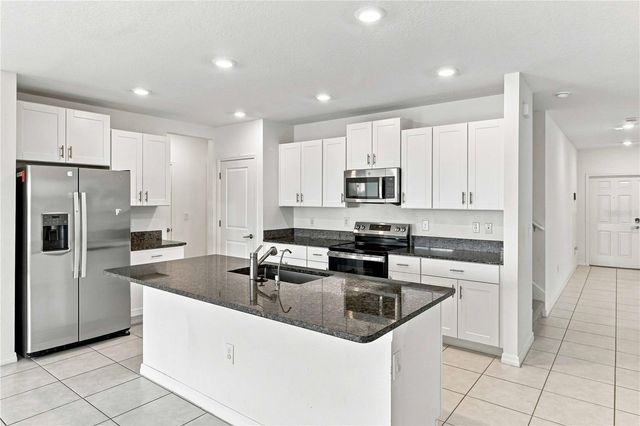 5375 BLUE HORIZON WAY, Wimauma, FL 33598