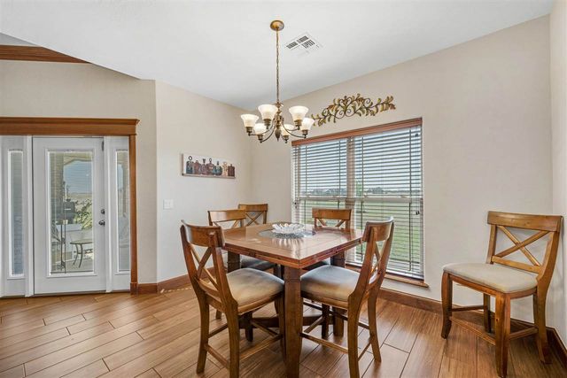 7306 SW Pecan Meadow Dr, Lawton, OK 73505
