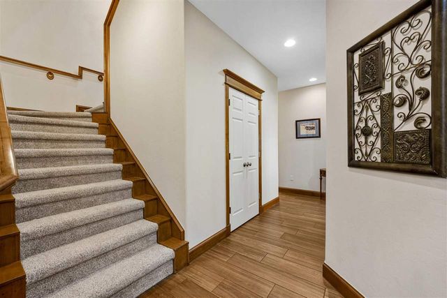 7306 SW Pecan Meadow Dr, Lawton, OK 73505