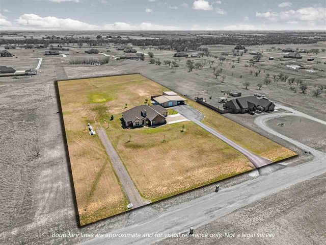 7306 SW Pecan Meadow Dr, Lawton, OK 73505