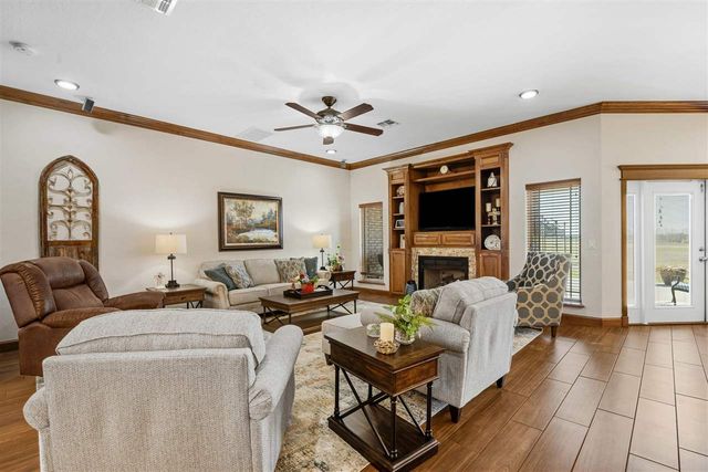 7306 SW Pecan Meadow Dr, Lawton, OK 73505