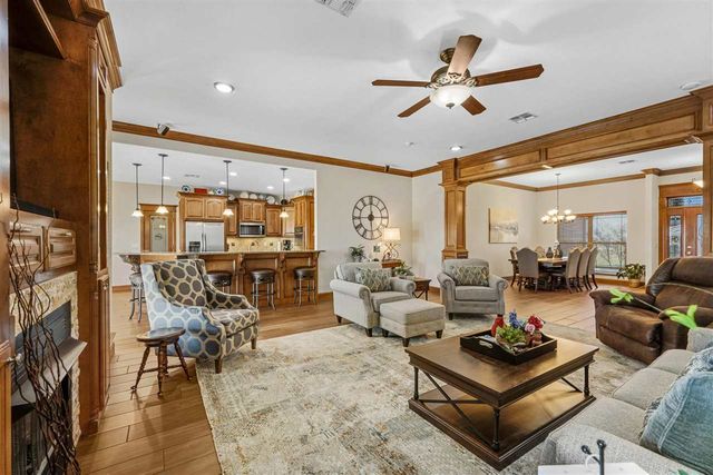 7306 SW Pecan Meadow Dr, Lawton, OK 73505