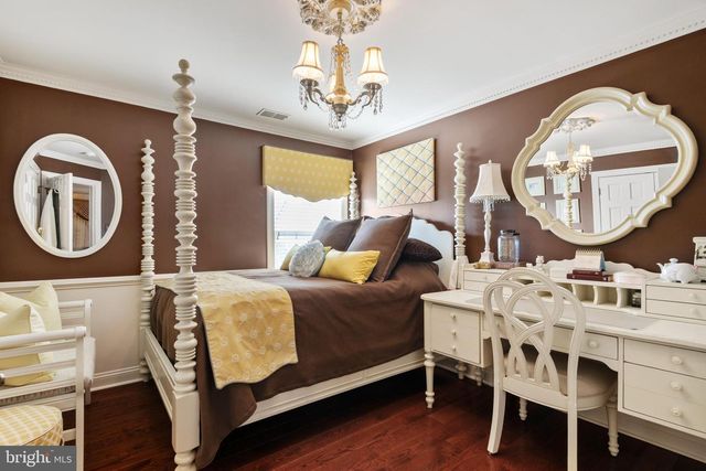 93 HEARTHSTONE CIR, Phoenixville, PA 19460