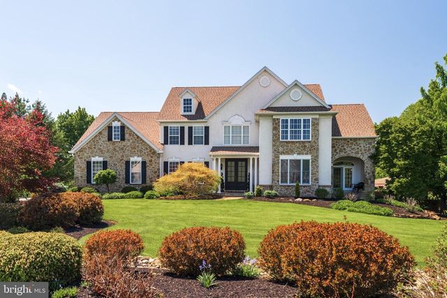 93 HEARTHSTONE CIR, Phoenixville, PA 19460