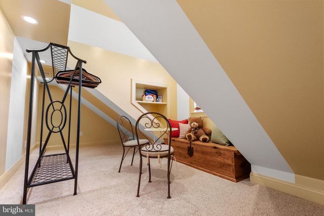 93 HEARTHSTONE CIR, Phoenixville, PA 19460