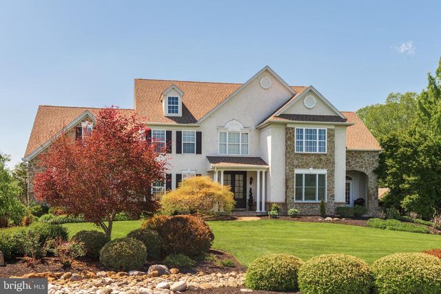 93 HEARTHSTONE CIR, Phoenixville, PA 19460