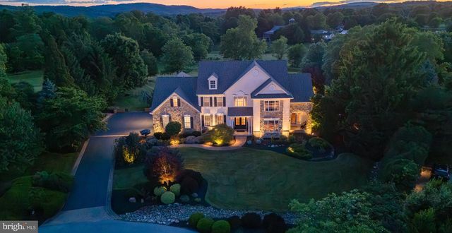 93 HEARTHSTONE CIR, Phoenixville, PA 19460