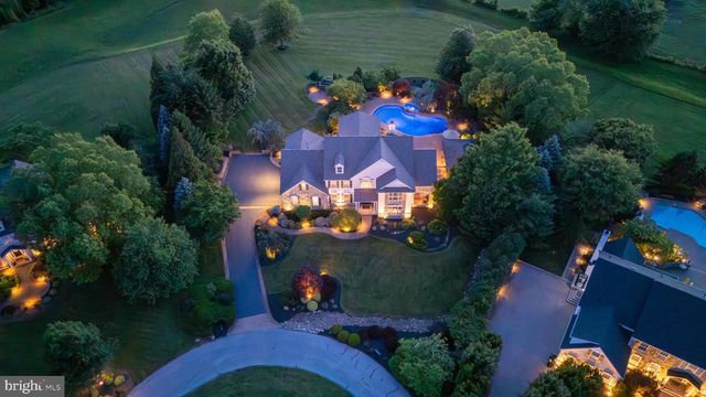 93 HEARTHSTONE CIR, Phoenixville, PA 19460