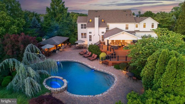 93 HEARTHSTONE CIR, Phoenixville, PA 19460