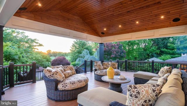 93 HEARTHSTONE CIR, Phoenixville, PA 19460