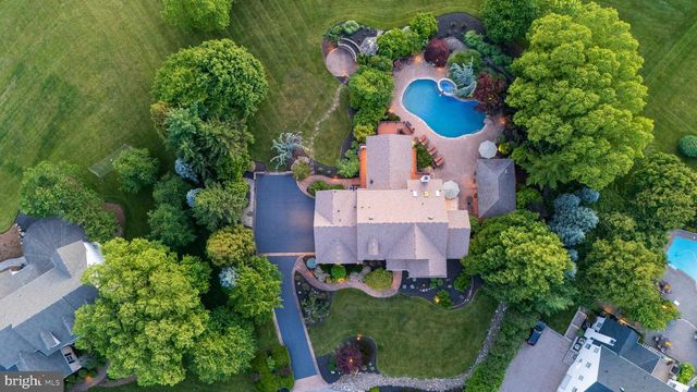 93 HEARTHSTONE CIR, Phoenixville, PA 19460
