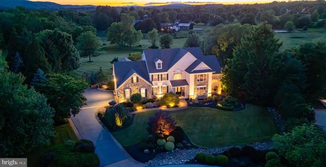 93 HEARTHSTONE CIR, Phoenixville, PA 19460