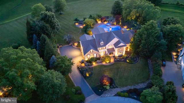 93 HEARTHSTONE CIR, Phoenixville, PA 19460