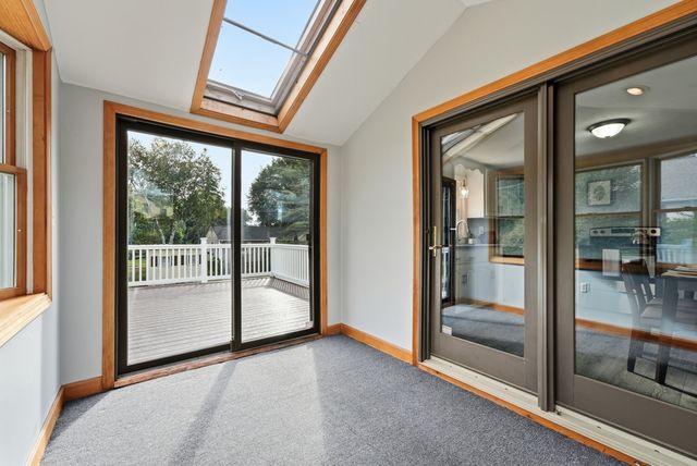 73 Edmund St, East Longmeadow, MA 01028