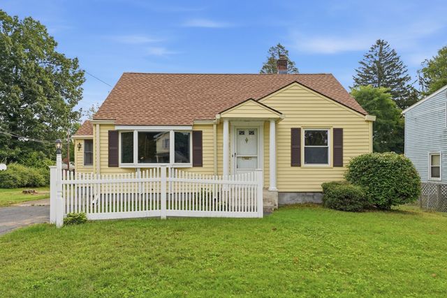 73 Edmund St, East Longmeadow, MA 01028