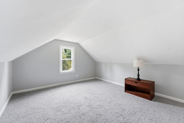 73 Edmund St, East Longmeadow, MA 01028