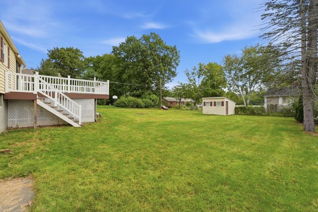 73 Edmund St, East Longmeadow, MA 01028