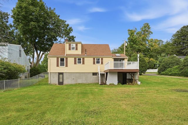 73 Edmund St, East Longmeadow, MA 01028
